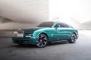 Rent a Rolls Royce Spectre in Dubai