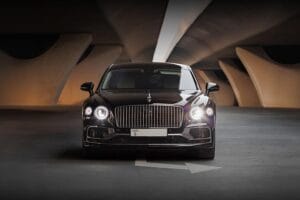 Прокат автомобилей Bentley Flying Spur в ОАЭ