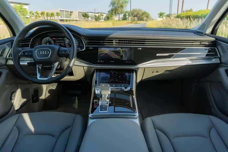 تأجير سيارة أودي Q7 في دبي