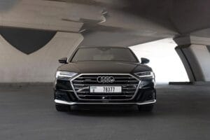 Audi A8 mieten in Dubai