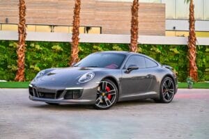 Porsche 911 Carrera Miete in Dubai
