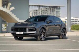 Аренда купе Porsche Cayenne в Дубае