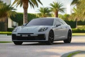 Porsche Panamera rent in Dubai