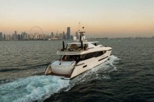 luxury yacht for rent in dubai
