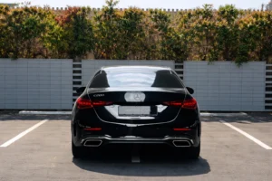 Аренда Mercedes C200 в Дубае